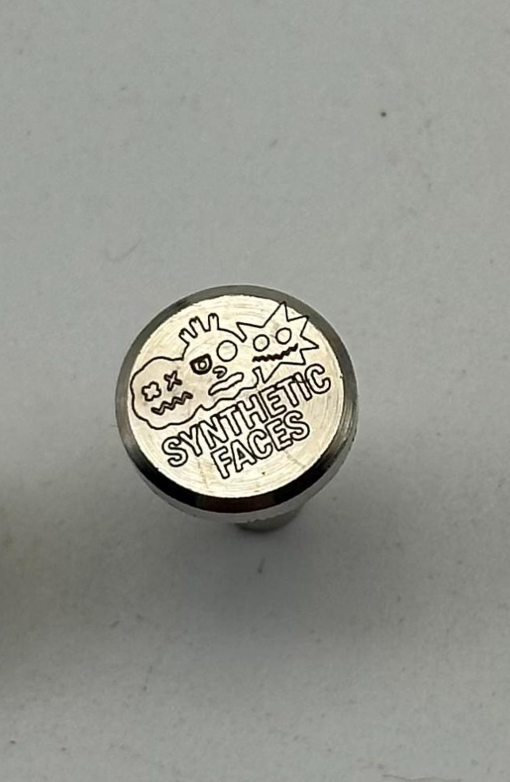 1/1 FAMILY TIES SQUARE-CUT UNISEX BEANIES