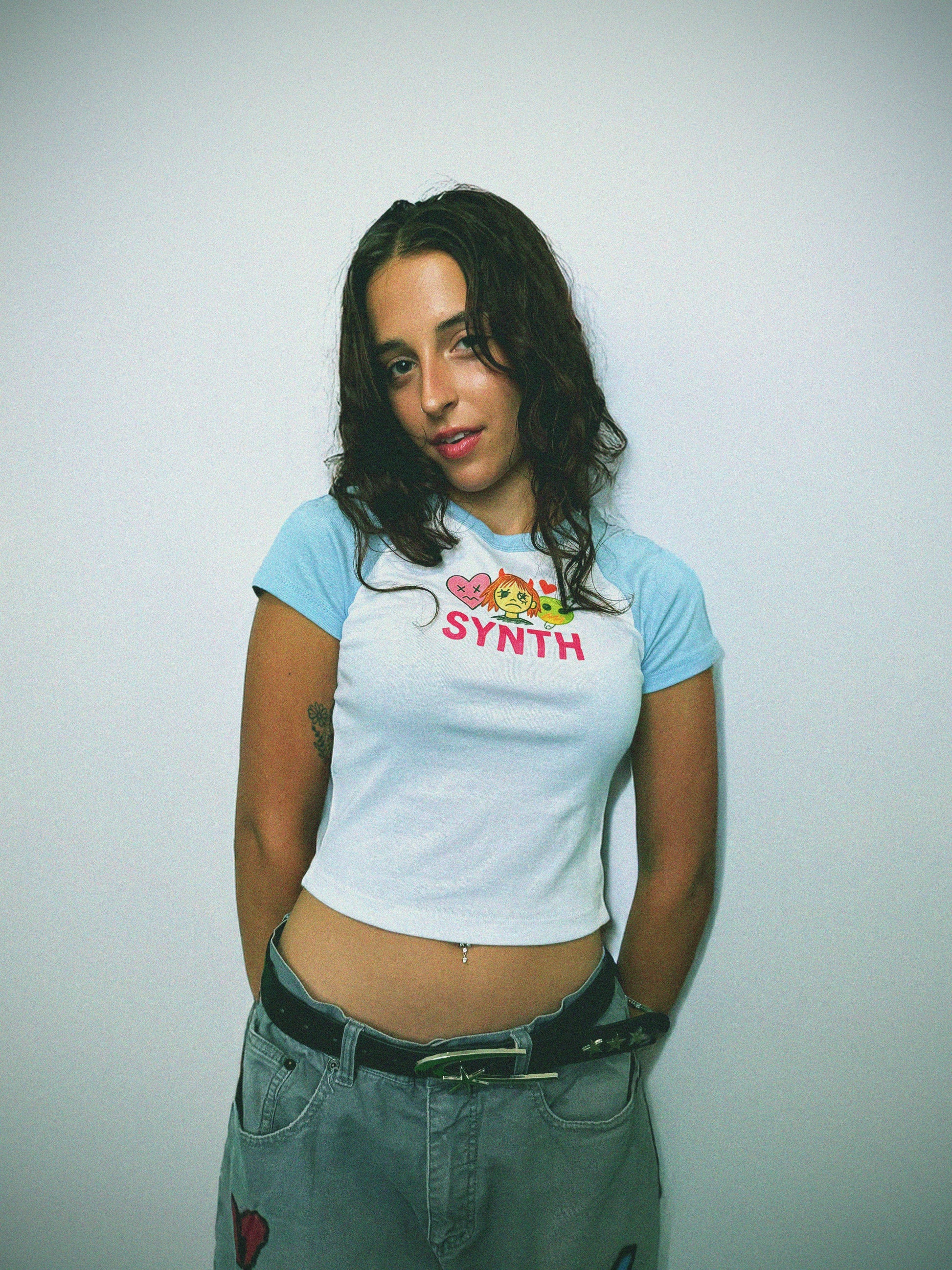 SYNTH LOGO BABY TEE